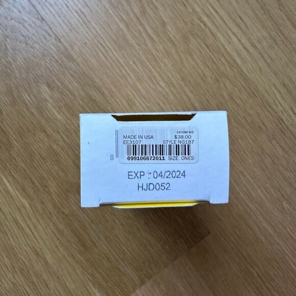 Supergoop! Mineral Sheerscreen SPF 30 - Picture 4 of 4